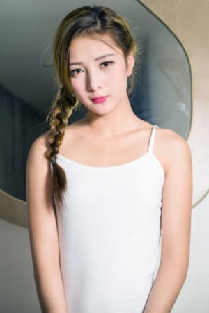 《乳色吐息》第一集