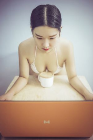 年轻的妈妈10