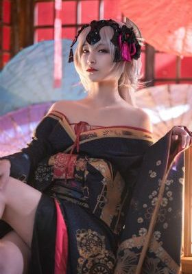 男模全身脱得精光gay网站